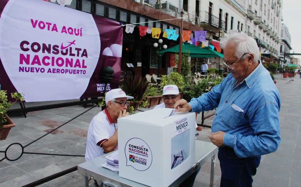 Juez solicita a López Obrador que rinda cuentas sobre la consulta del NAICM