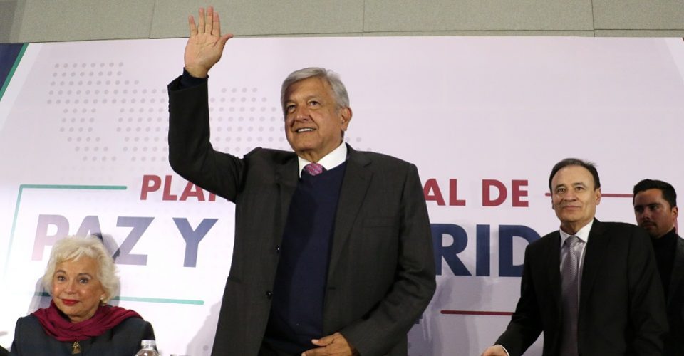 López Obrador presenta Plan de Seguridad Nacional; plantea la amnistía y Guardia Nacional