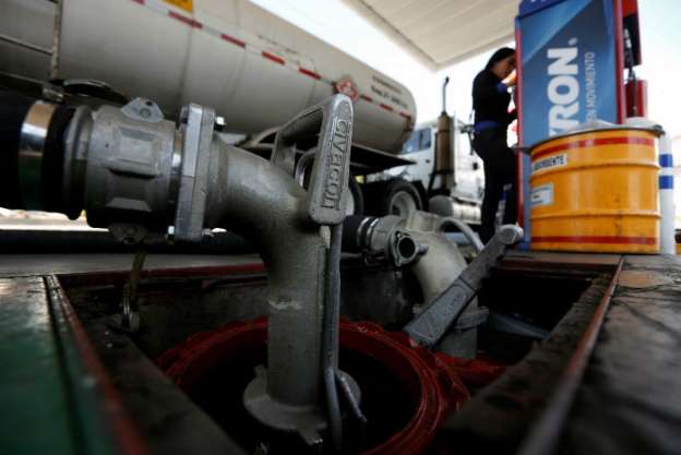 Realiza Protección Civil limpieza de combustible en Tlajomulco