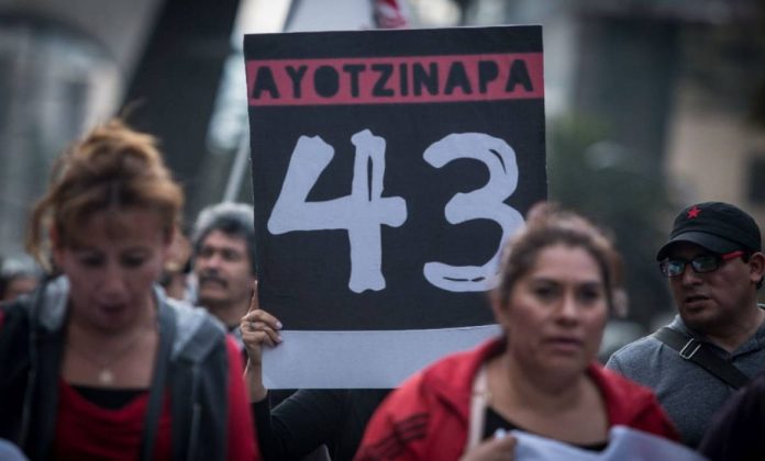 Partidero ayotzinapa 43 poema david huerta francisco toledo