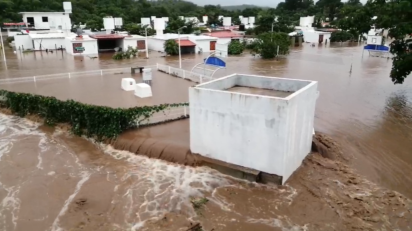 cuixmala río desbordamiento lorena huracán partidero
