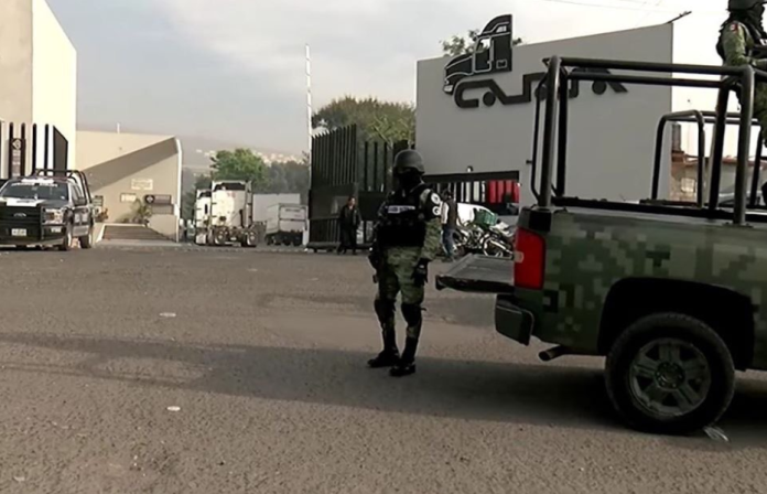 tráileres-partidero-gobierno de jalisco-guardia nacional-toluquilla-robo-asalto