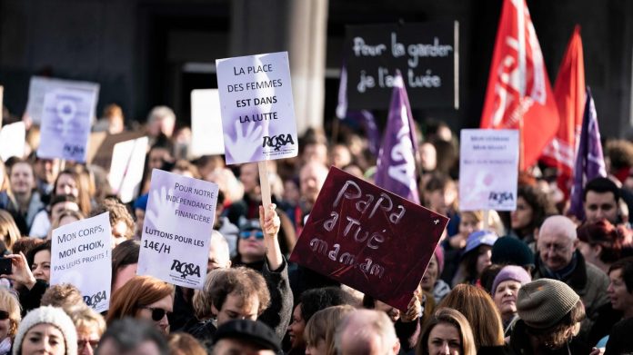 bruselas-mirada violeta-lupita ramos ponce-cladem-bruxelles-marcha-8 de marzo-feminista