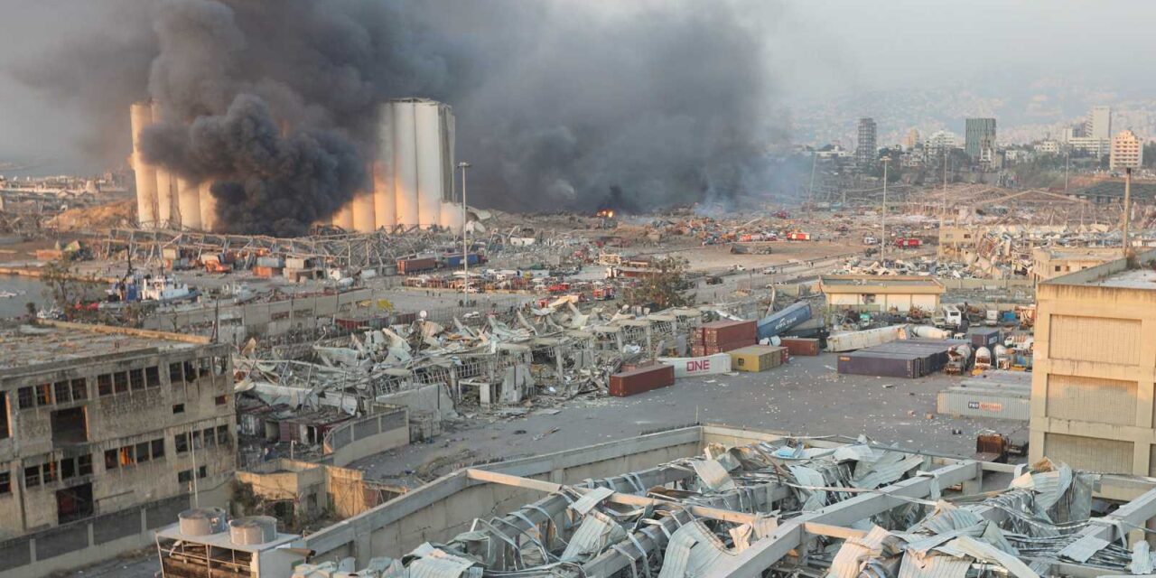 Suman 73 muertos y 3 mil 700 heridos tras explosión en puerto de Beirut