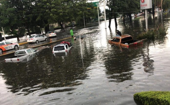 partidero-protección civil-inundaciones-guadalajara-agua-lluvia-partidiario-felipe cobián rosales
