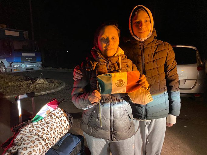Atrapados en Ucrania por el toque de queda 90 mexicanos