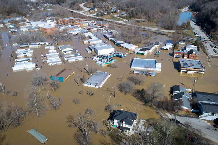 Mueren ahogadas 25 personas en Kentucky