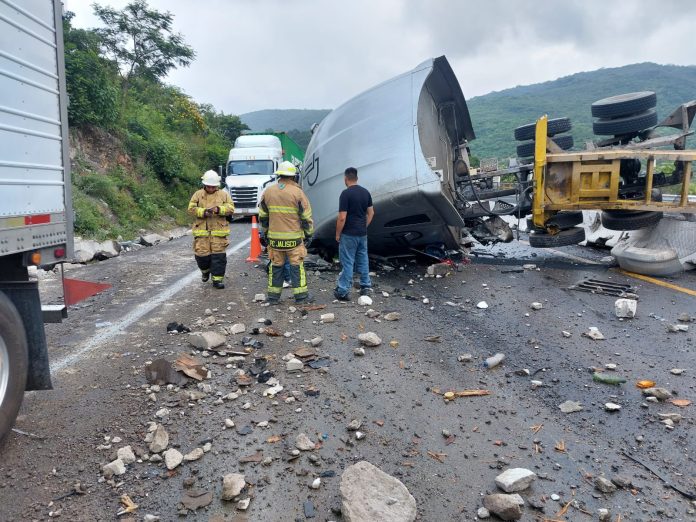 circulación colima accidente partidero carretera