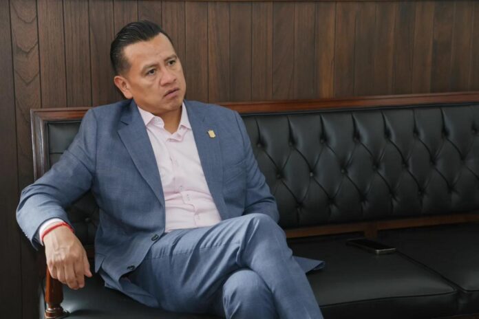 Carlos Torres Piña Fisca