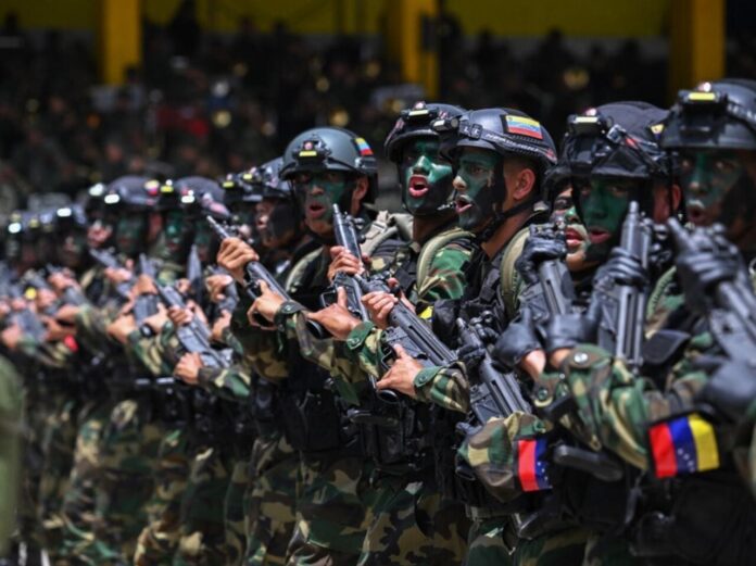 Gobierno de Estados Unidos alerta que milicias armadas buscan estadounidenses en Venezuela
