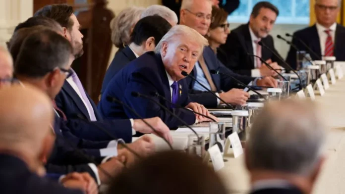Ejecutivos petroleros expresan reservas sobre invertir en Venezuela durante reunión con Donald Trump