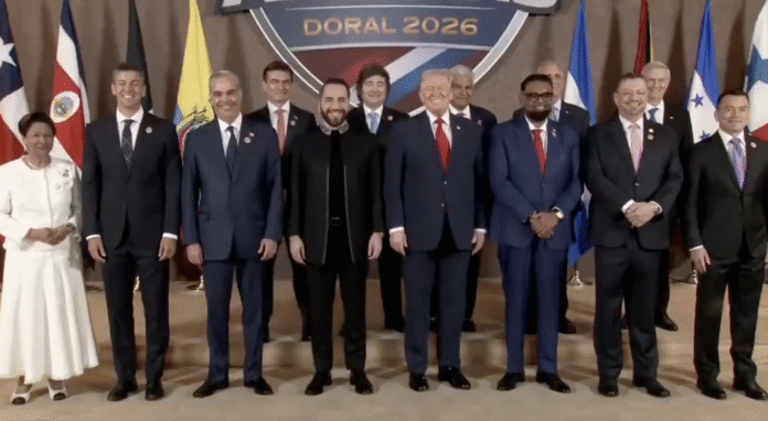 escudo de las americas presentado por trump