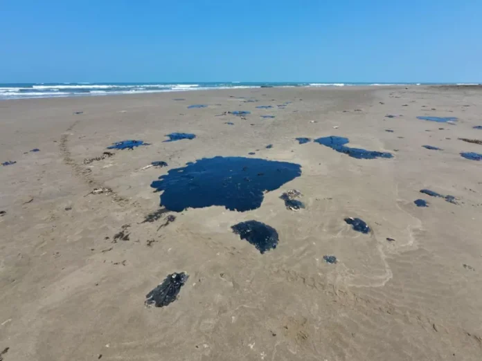 derrame de combustible en el golfo