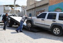 Más de 900 autos abandonados retirados de la vía pública