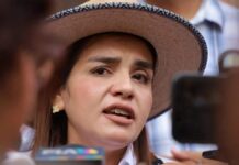 Simpatizantes del Movimiento del Sombrero toman oficinas del Congreso del Estado en protesta por propuesta electoral
