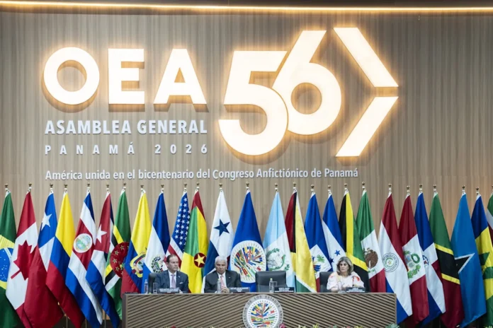 PANAMA OEA ASAMBLEA 56 MIRADA VIOLETA