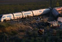 Reportan a ocho mexicanos afectados por accidente ferroviario en España; uno está desaparecido